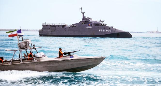 Strażnicy Rewolucji w cieśninie Ormuz.