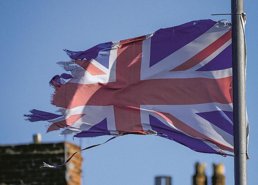 Smętnie powiewa flaga nad Hartlepool w północnej Anglii. W 2016 roku 70 proc. mieszkańców tego miasta głosowało za wyjściem z UE.