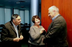 Spotkanie fundatorki Nagrody, pani Elżbiety Kępińskiej, oraz jurorów: redaktora Mariana Turskiego oraz prof. Wiesława Władyki (Przewodniczącego jury)