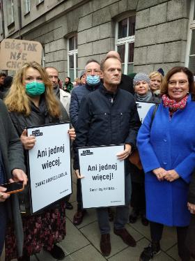 Sam szef PO przyznaje, że samodzielnie Kaczyńskiego nie pokona.