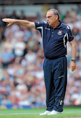 Avram Grant. W elicie futbolu – Pan Nikt. A jednak to z nim Chelsea dotarła do finału Champions League.