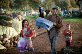 Polska Akcja Humanitarna pomagała m.in. ofiarom konfliktu w Syrii. Na zdjęciu uchodźcy z Kafr Roma, którzy schronili się w ruinach antycznych miast rzymskich.