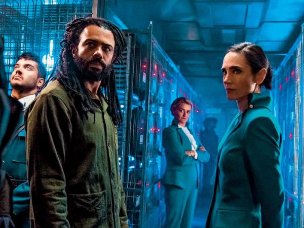 „Snowpiercer”, reż. James Hawes