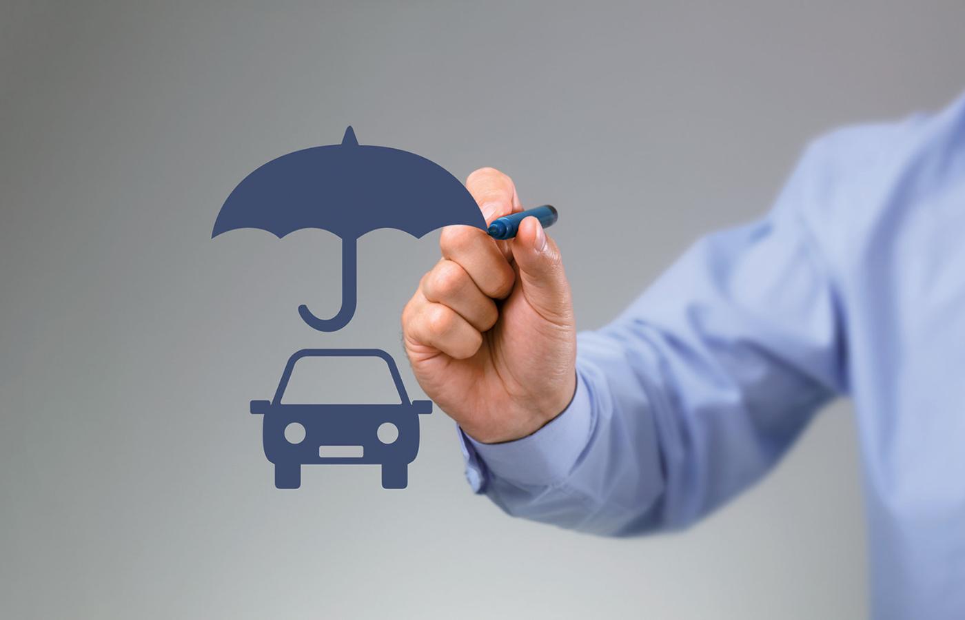 Ubezpieczenie OC dotyczy odpowiedzialności za szkody wyrządzone przez użytkownika pojazdu, ale przy wyborze polisy warto zwrócić uwagę na świadczenia dodatkowe oferowane przez ubezpieczyciela.