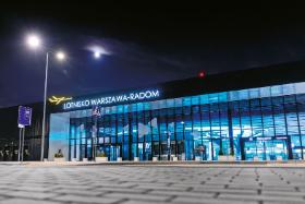 W 2024 r., czyli pierwszym pełnym roku działalności, Radom odprawił ok. 112 tys. pasażerów.