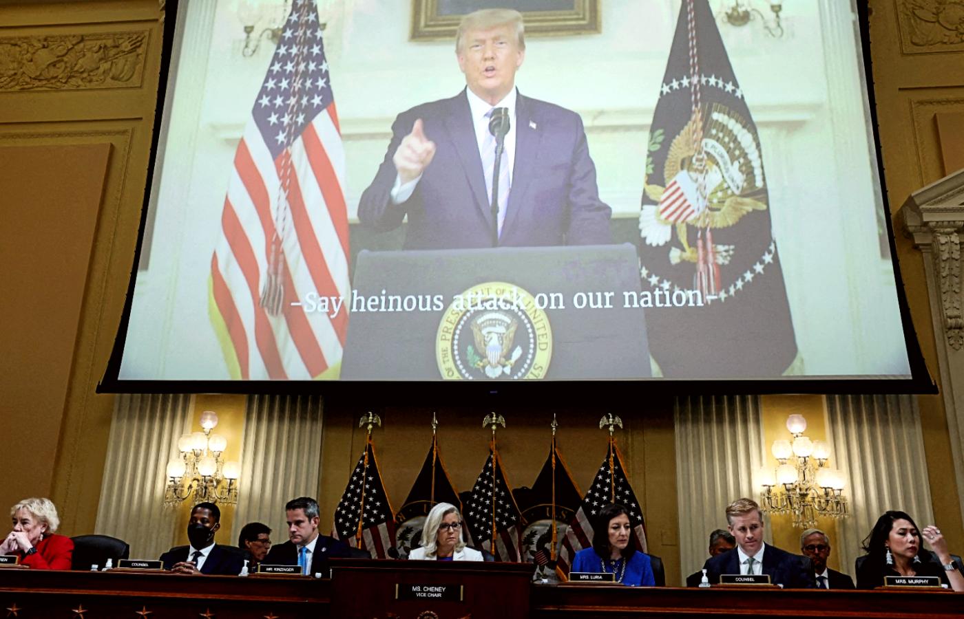 Przesłuchania w Kongresie USA: nagranie wideo z Donaldem Trumpem