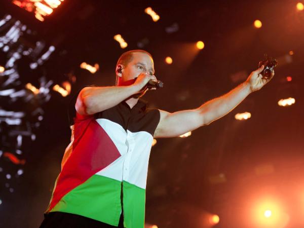 Krzysztof Zalewski w koszulce z flagą Palestyny