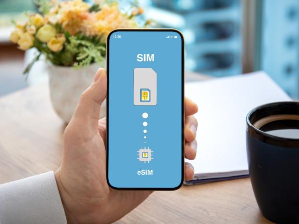 eSIM – co to jest? Jakie zalety i wady ma wirtualna karta SIM?