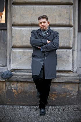 Kiedy mówił o konieczności napisania na nowo historii polskiej literatury, widziało się gotowość zostania ministrem kultury.