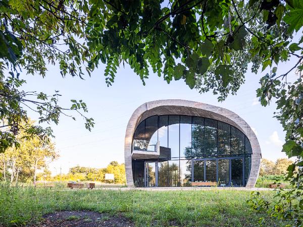 Pawilon Edukacyjny „Kamień” w Warszawie