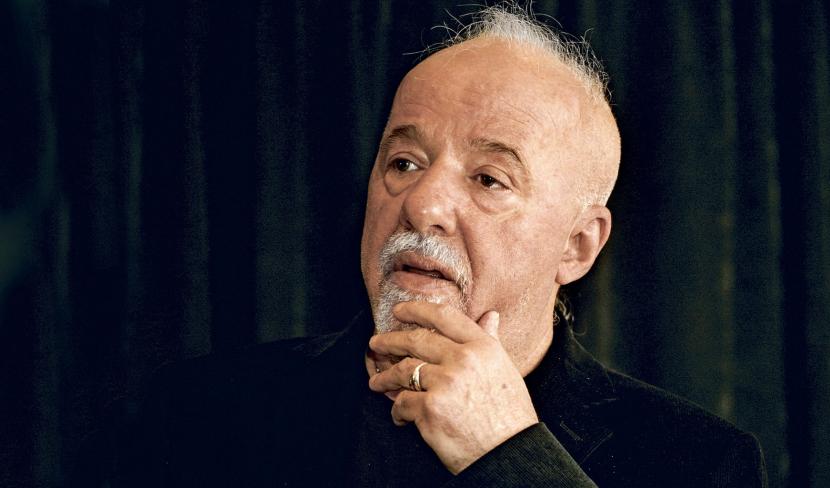 Paulo Coelho w swojej twórczości stara się przybliżać masowemu odbiorcy dylematy filozoficzne, z jakimi człowiek może się zetknąć w codziennym życiu.