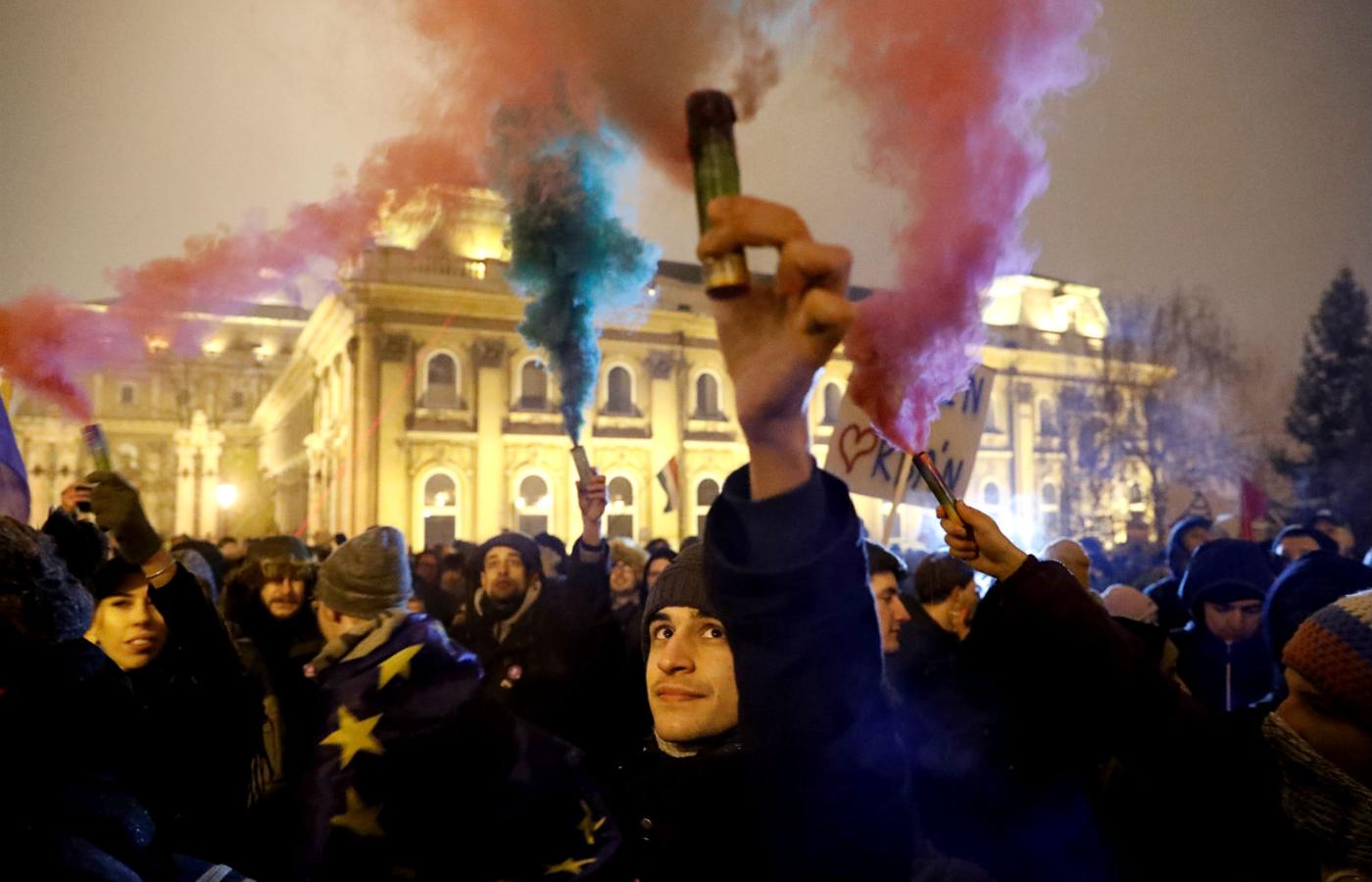 Protest pod Pałacem Prezydenckim w Budapeszcie 21 grudnia 2018 r.