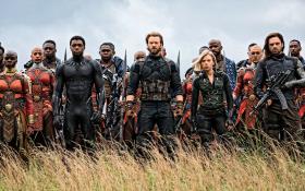 Kadr z „Avengers: Wojna bez granic”. Herosi Marvela wspólnie zarobili już blisko 15 mld dol.