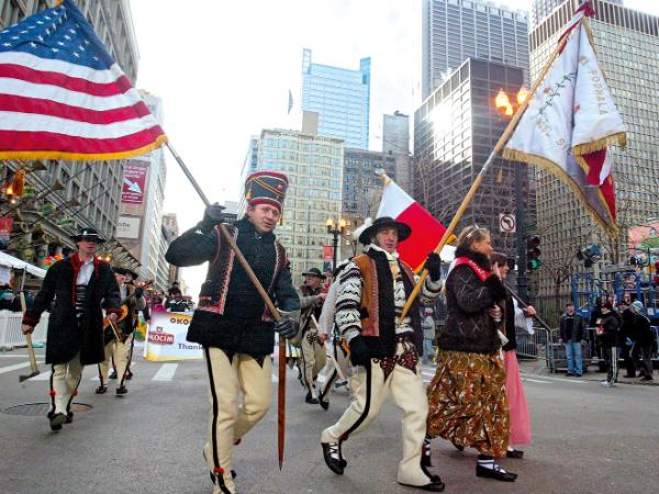 Polscy górale w dorocznej paradzie z okazji Święta Dziękczynienia w Chicago