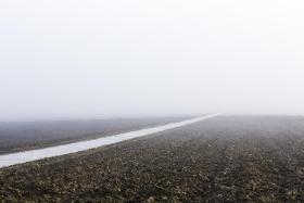 Samotność sprzyja samorozwojowi, budowaniu własnej tożsamości i wzmacnia procesy twórcze.