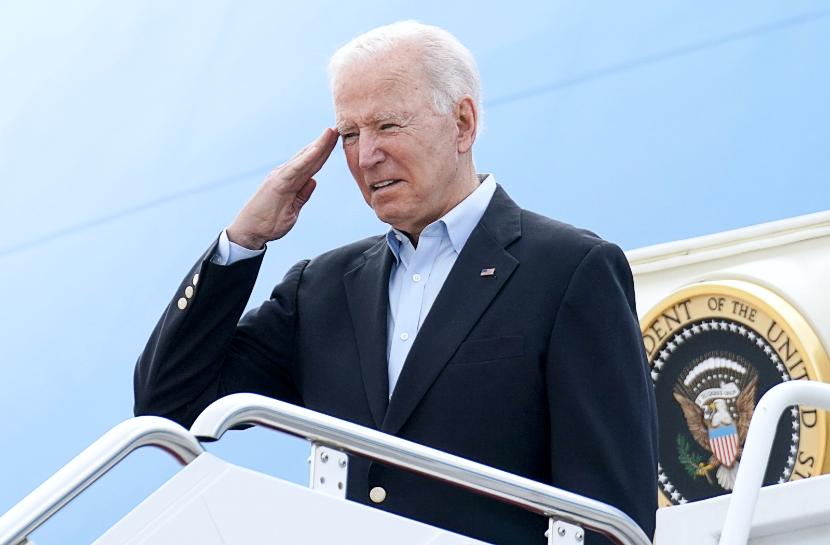 Joe Biden wyrusza do Europy z bazy Andrews w stanie Maryland.