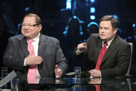 Oprócz szytych na miarę koszul i drogich samochodów Adam Hofman uwielbia występy w telewizji.