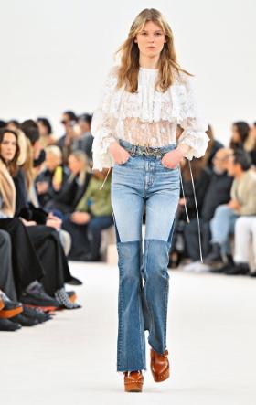 Drewniaki – zwane także chodakami – są znowu w modzie.