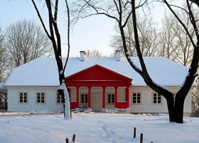 W Wigilię Polskiej Prezydencji w Unii Europejskiej, jednocześnie w 100. rocznicę urodzin Czesława Miłosza, w dawnym kompleksie dworskim rodziny Miłoszów w Krasnogrudzie odbędzie się Europejska Agora, gdzie spotkają się  filozofowie, artyści i poeci.