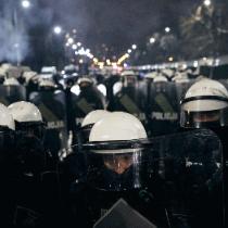 Policjanci podczas demonstracji 29 stycznia w Warszawie, niedaleko domu Jarosława Kaczyńskiego