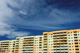 9. Wielkopłytowe elewacje