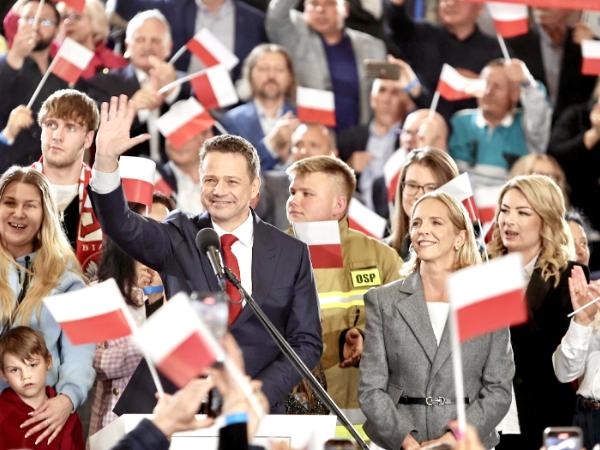 Rafał Trzaskowski, wieczór wyborczy w Sandomierzu, 18 maja 2025 r.