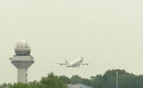 Air Force One już w powietrzu. I po wizycie...