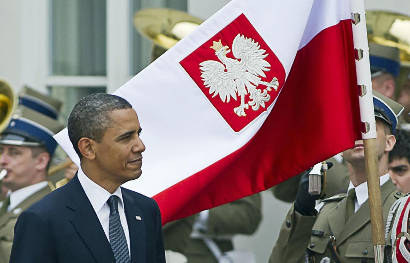 Barack Obama przed kompanią honorową Wojska Polskiego.