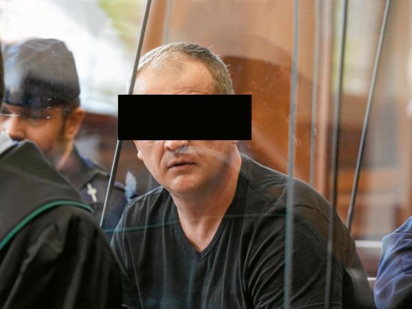 Robert I. na sali sądowej