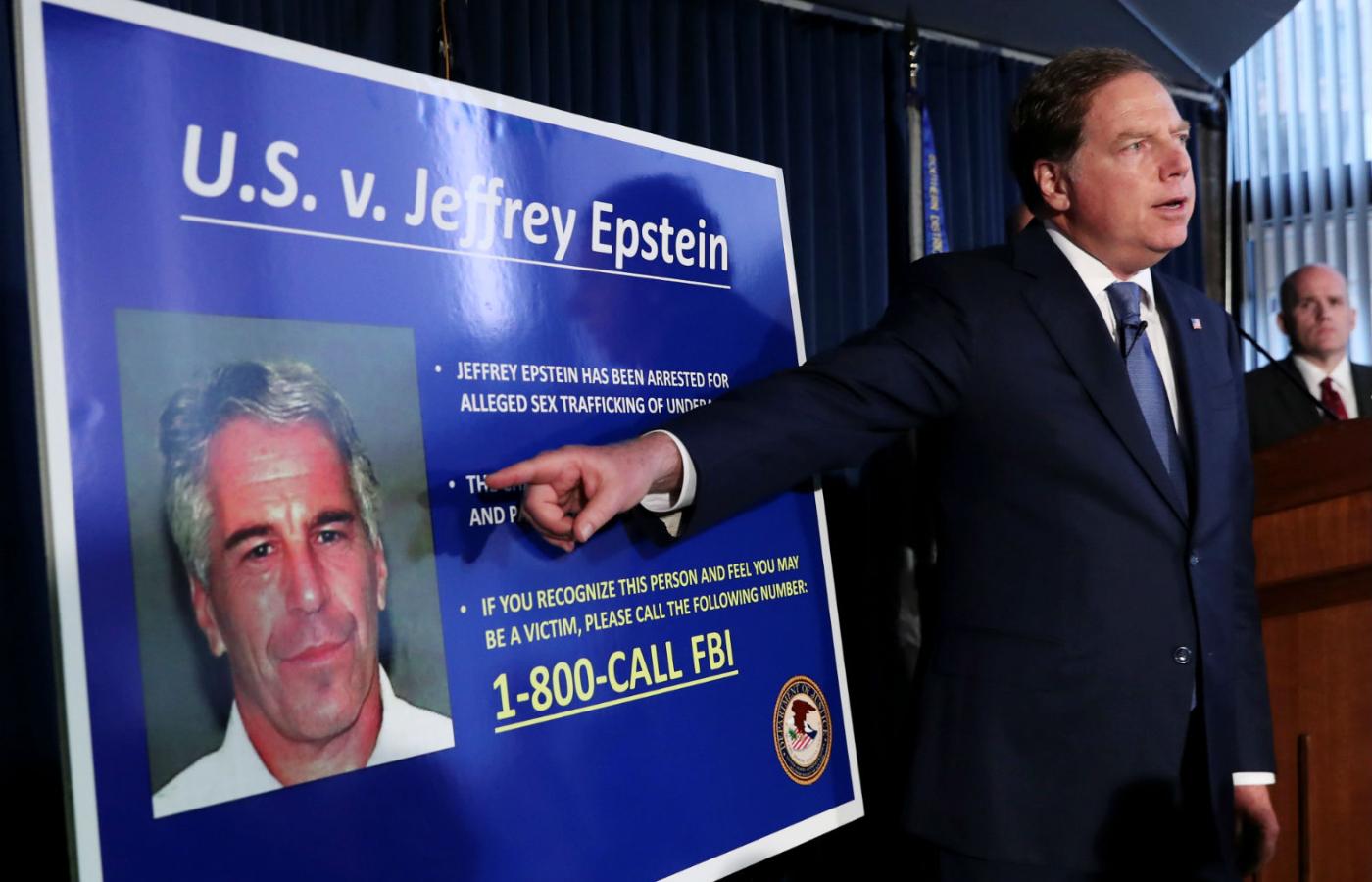 Prokurator Geoffrey Berman ogłasza zarzuty wobec Jeffreya Epsteina.