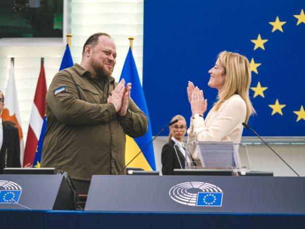 Rusłan Stefanczuk i Roberta Metsola