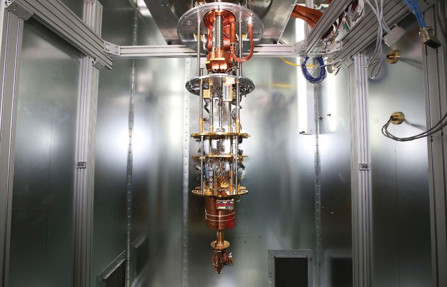 Komputery kwantowe, takie jak komputer skonstruowany przez D-Wave Systems, mogą pomóc naukowcom w zrozumieniu grawitacji.