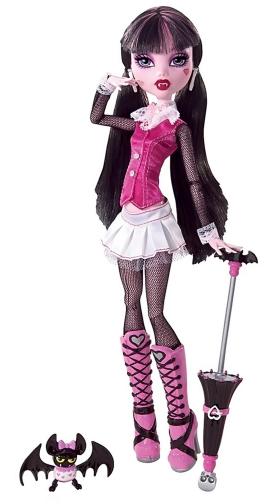 Lalki z serii Monster High. Przed nową modą, nie da się schować – serial o szkole, do której chodzą potworzaści i upiorni uczniowie, bije na świecie rekordy popularności. Właśnie zawitał do Polski. A wraz z nim stosowne gadżety. Cena: od 69 zł.