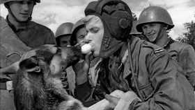 „Czterech pancernych i psa” widzowie przez dziesiątki lat zdążyli obejrzeć już na pewno więcej, niż cztery razy