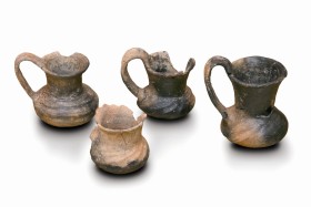Wśród 90 tys. znalezisk trzcinickich dominują wyroby ceramiczne.