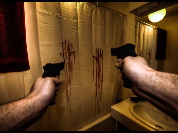 Stopniowo polscy autorzy kryminałów wyzwalają się z fascynacji latami 20. i 30. ubiegłego wieku, przenosząc swoje historie w czasy mniej odległe