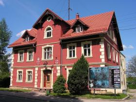 Siedziba władz gminy Stoszowice.