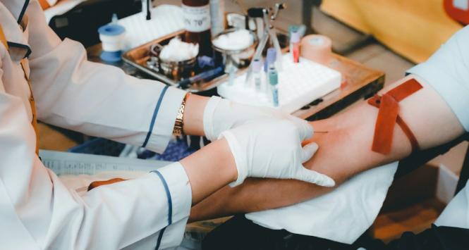 Szacuje się, że w Polsce żyje nawet 200 tys. osób z niezdiagnozowanym zakażeniem wirusowym zapaleniem wątroby typu C (HCV).