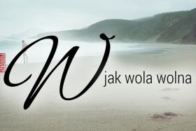 W jak wola wolna, wolnej woli poszukiwanie– Przez kilka tysięcy lat ludzie sądzili, że jeśli nasze ciała i umysły są jedynie przyziemnymi elementami mechanizmu przyczynowości, to nie mamy wolnej woli – mówi Dennett. No bo jeśli świadomość ma charakter fizyczny, a nie mistyczny, to znaczy, że wszystko, co się w niej dzieje, jest przewidywalne na mocy praw fizyki. Czy jest w tak zaprogramowanym wszechświecie miejsce na wolną wolę? Naturalistyczne uzasadnienie Dennetta jest bardzo wyrafinowane, ale sprowadza się do stwierdzenia: Jest! Układ nerwowy, mimo iż uwikłany w przeróżne związki podrzędnie złożone, ma pewną dozę autonomii, którą tak właśnie można nazwać. Nawet homar ma jakąś wolną wolę. A że nie ma wolności absolutnej? Cóż… (patrz: absolut).