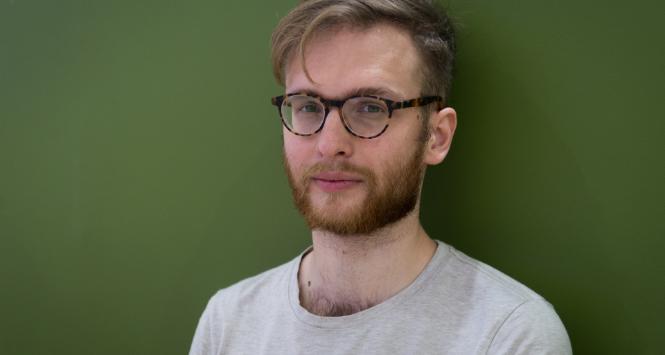 Jakub Sypiański, tłumacz i aktywista Grupy Granica