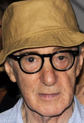 Gwiazdy kina i estrady kochają kultowe oprawki firmy Ray-Ban. Woody Allen – największy fan tzw. nerdów.