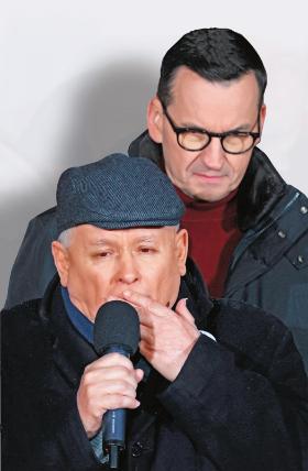 Wzmożona aktywność Morawieckiego świadczy nie tylko o jego dużej pracowitości, lecz także o jego równie pokaźnych ambicjach.