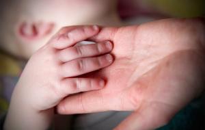 Na liście dzieci czekających na adopcję już dziś figuruje ponad 2 tys. dzieci.