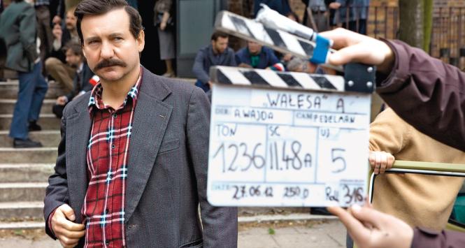 Wałęsę miał zagrać Robert de Niro. W filmie Wajdy rolę odtwarza Robert Więckiewicz.