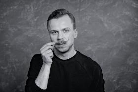 Paweł Sakowicz – nominowany w kategorii Teatr. „Za choreografię, która jest nie tyle równorzędnym elementem, co konstrukcyjnym szkieletem projektu teatralnego oraz interesujące poszukiwania solowe” – pisał w uzasadnieniu nominacji Witold Mrozek.

Więcej o nominowanym przeczytasz tutaj.