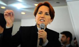 „Wszyscy mówią o Erdoğanie. A co, jeśli to ja będę następnym prezydentem?” – Akşener mówiła niedawno w wywiadzie dla CNN Turk.