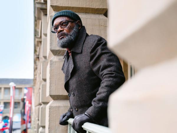 „Tajna inwazja”, scen. Kyle Bradstreet