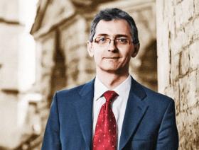 Prof. Dariusz Wójcik