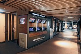 Na europejskich lotniskach i w hotelach już dziś można spotkać gazetomaty szwedzkiej firmy Meganews Magazines.