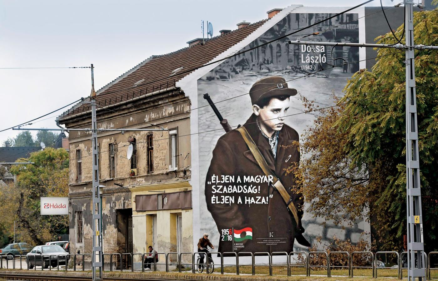 „Niech żyje wolność węgierska, niech żyje ojczyzna!” – mural związany z obchodami 60. rocznicy Rewolucji 56.